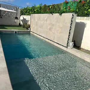  Landhaus Valtisya Pool And Airport